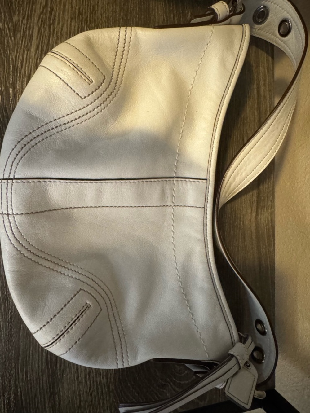 Coach White Leather Shoulder Bag - Picture 6 of 9